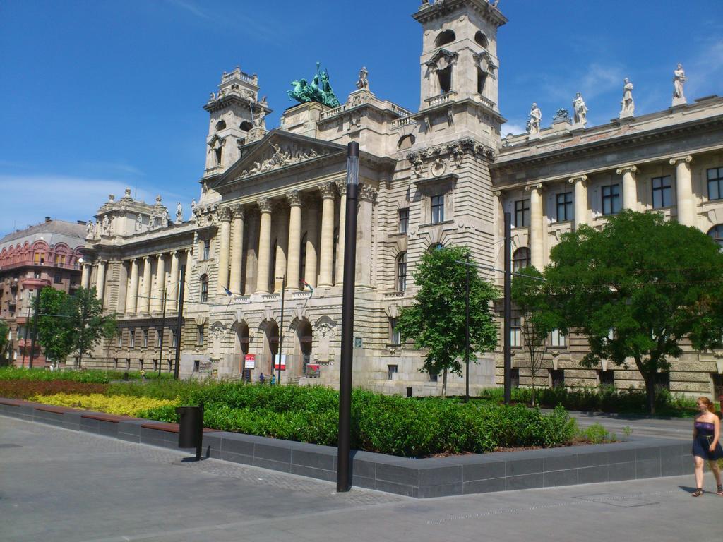 Melinda Apartment Budapest Exterior foto